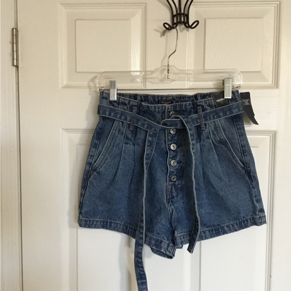 Abercrombie & Fitch Sz 26/2 Denim Paper Bag Waist Shorts Natural Rise High Rise - Picture 6 of 11